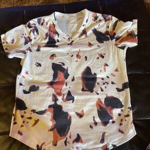 Abstract Print V-Neck T-Shirt